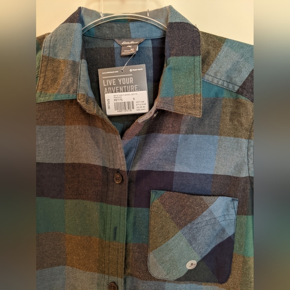 NWT Eddie Bauer Brushed Flannel Long Sleeve Button down - Picture 2 of 4